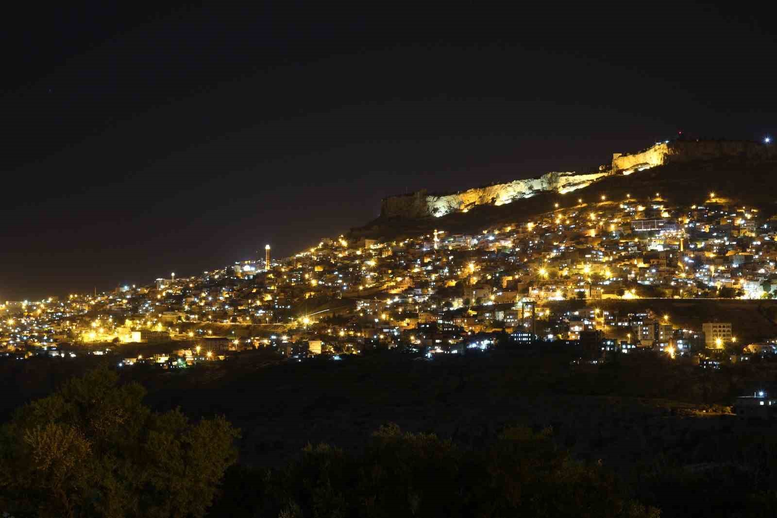 Dicle Elektrik Mardin&rsquo;de aydınlatma altyapısını g&uuml;&ccedil;lendirdi
