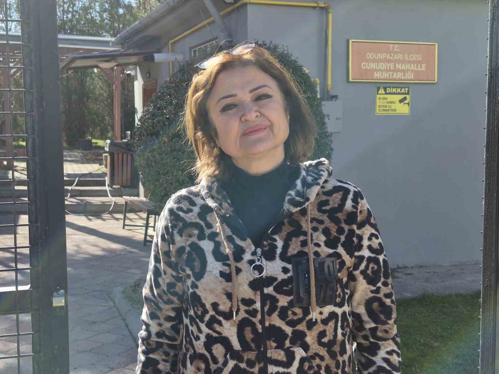 Kadınların &ouml;rd&uuml;ğ&uuml; bebek kıyafetleri ihtiya&ccedil; sahibi ailelere hediye ediliyor
