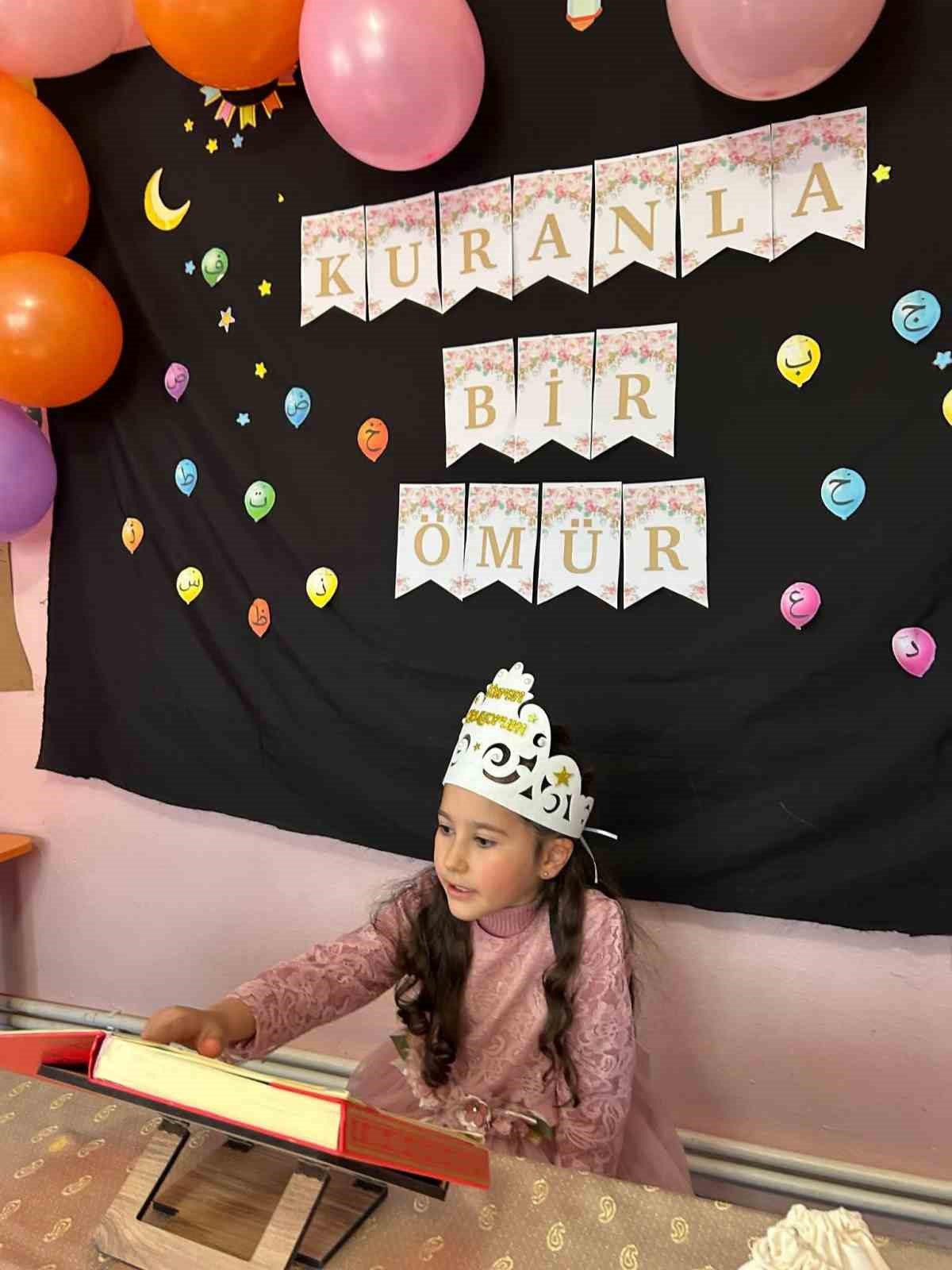 Mahmudiye’de minik öğrenciler Kur’an-ı Kerim’e geçti