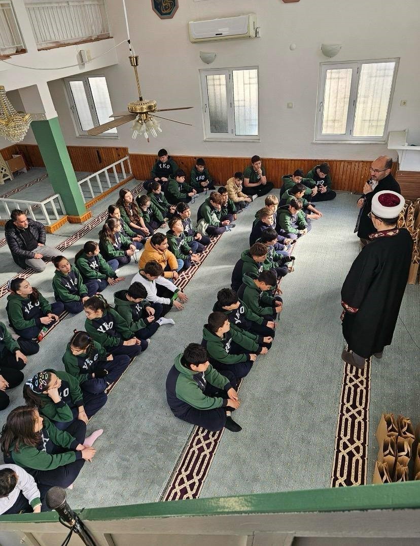 Efeler&rsquo;de &ouml;ğrencilere Ramazan ve oru&ccedil; bilinci anlatıldı
