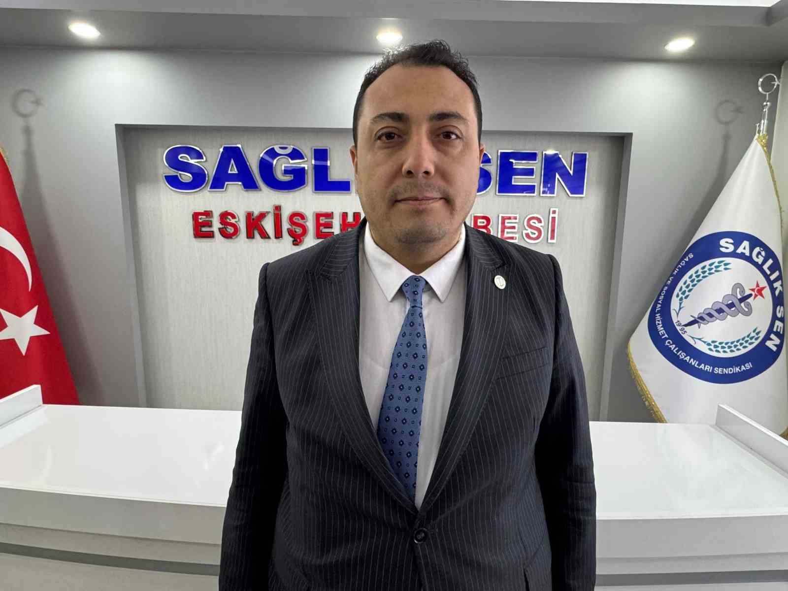 Minik Esila i&ccedil;in sağlık&ccedil;ılar tek y&uuml;rek oldu
