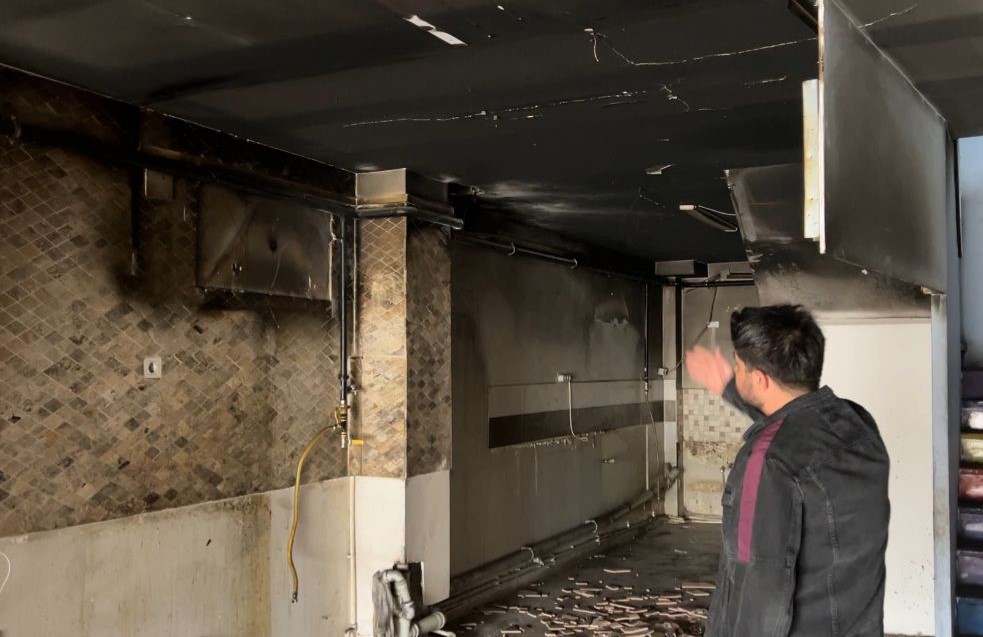 Kiraya verdiği dükkanını 4 yıl sonra harabeye döndüğünü görünce şoke oldu