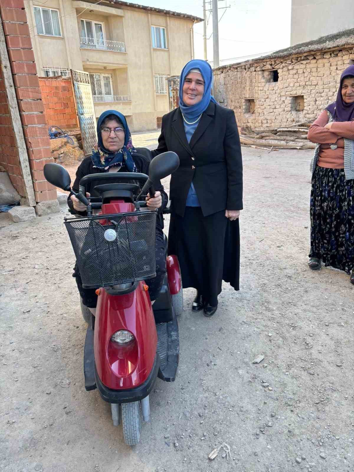Kadınanalar Kültür Derneği’nden anlamlı hediye