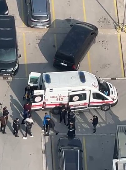 Denizli&rsquo;de &ccedil;ıkan silahlı &ccedil;atışmada 1 kişi ağır yaralandı
