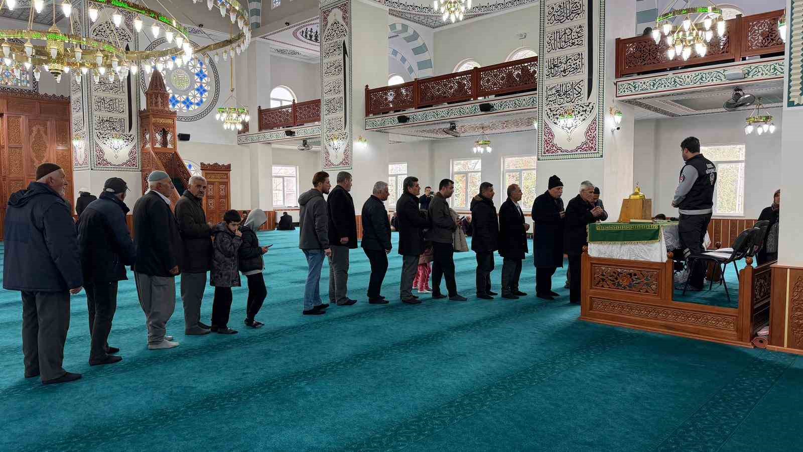 Adıyaman’da Sakal-ı Şerif’e büyük ilgi