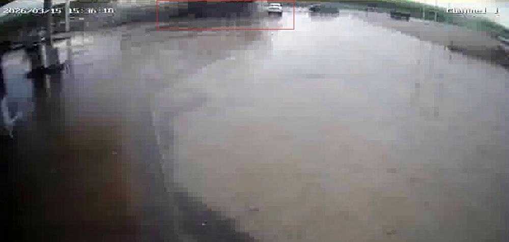 Diyarbakır’da tır otomobili biçti: 2 yaralı