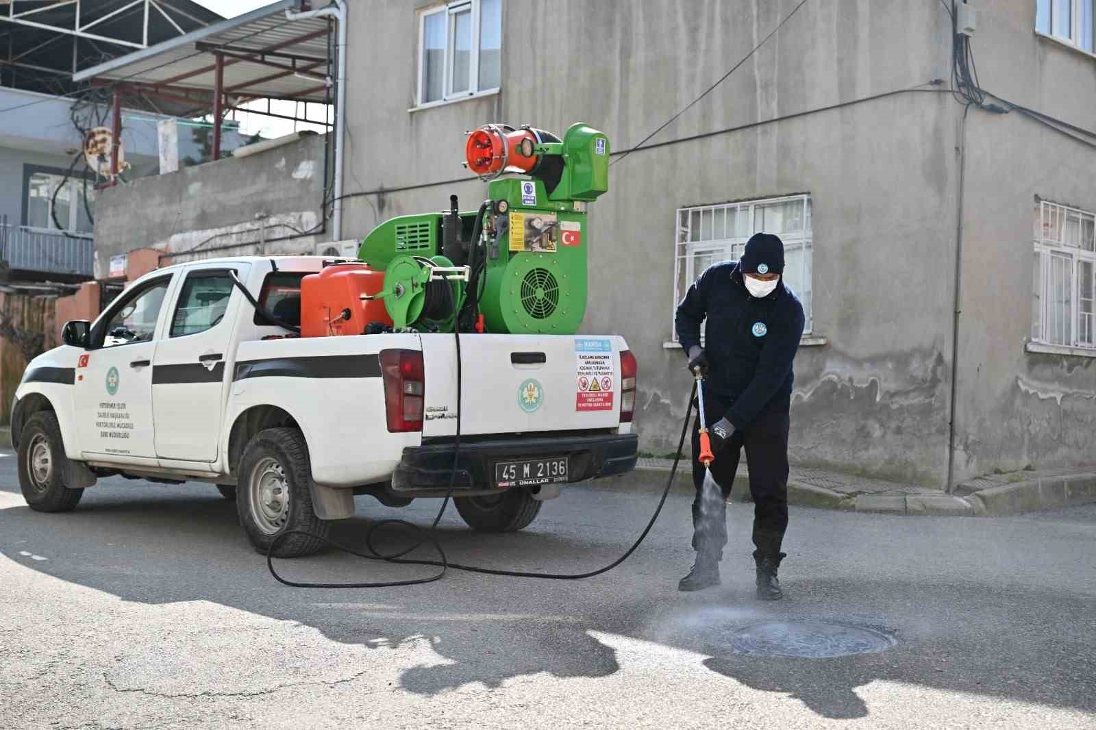 Manisa&rsquo;da sivrisinek alarmı
