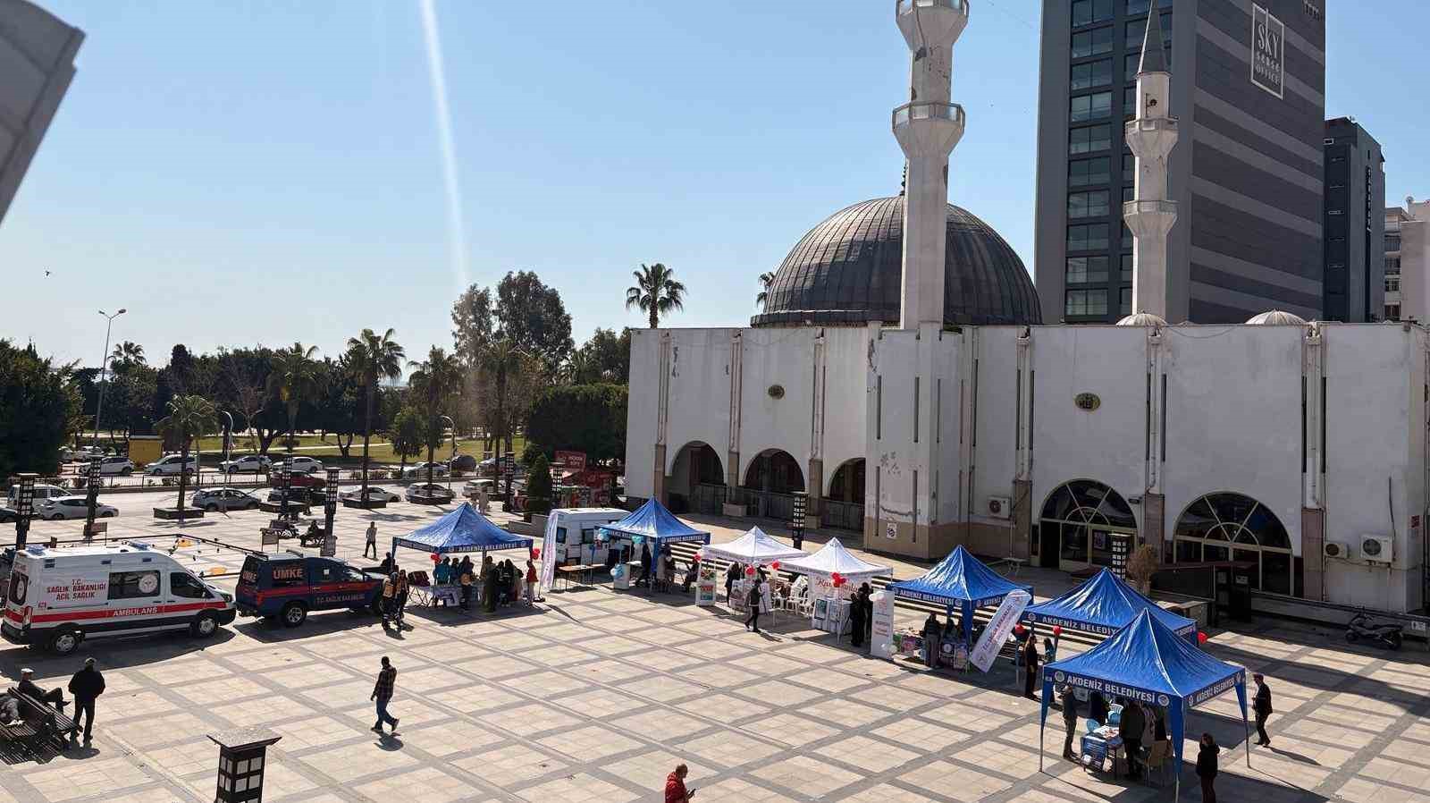 Mersin&rsquo;de Ramazan&rsquo;a &ouml;zel sağlık bilgilendirmesi
