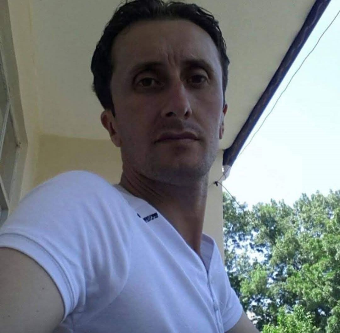 Trakt&ouml;r altında kalarak can veren s&uuml;r&uuml;c&uuml; son yolculuğuna uğurlandı
