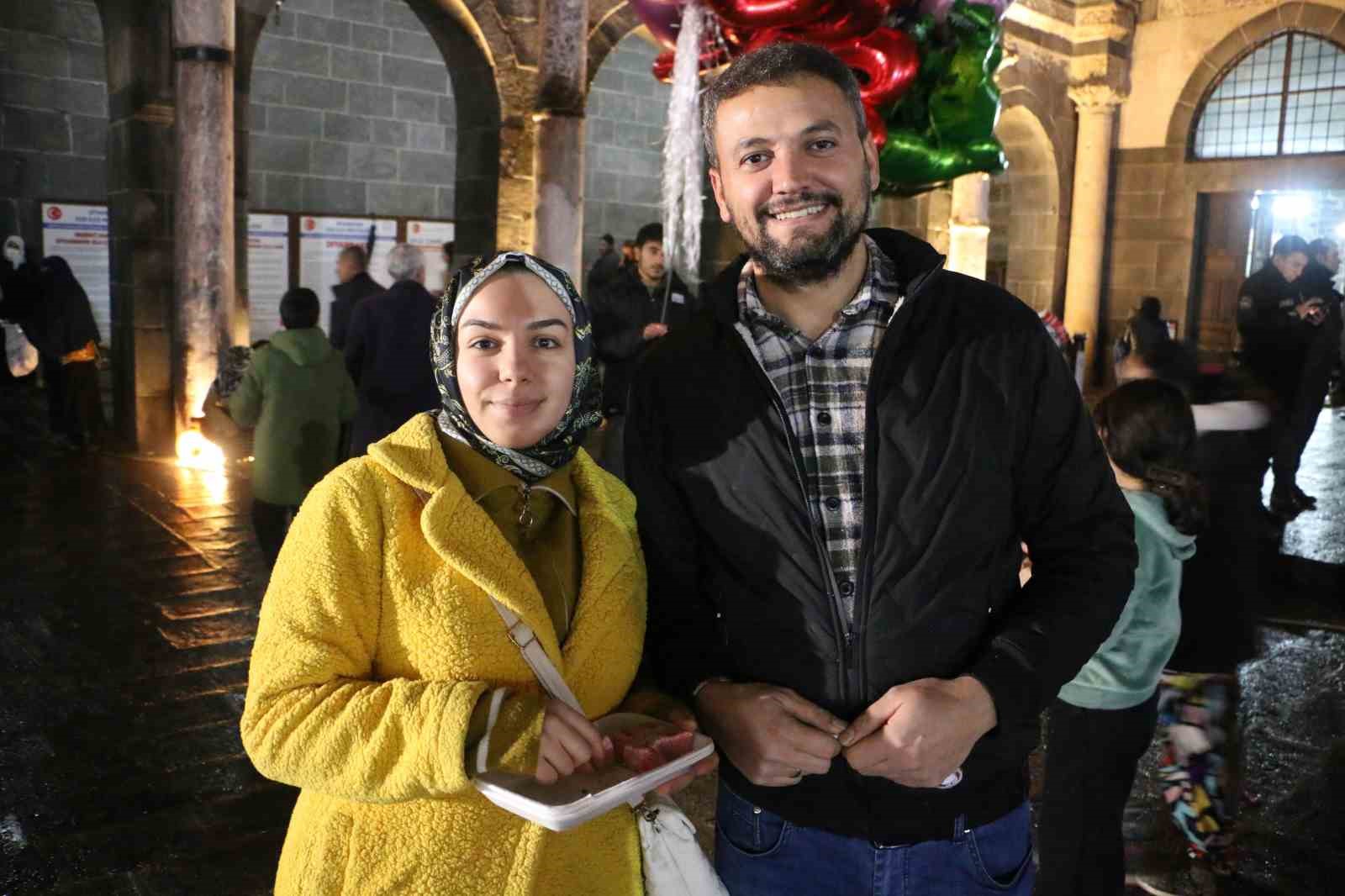 Diyarbakır Ulu Cami&rsquo;de Kadir Gecesi idrak edildi
