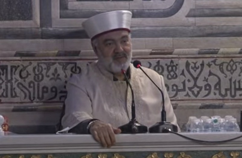 Kocaeli&rsquo;de Kadir Gecesi camilerde dualarla idrak edildi
