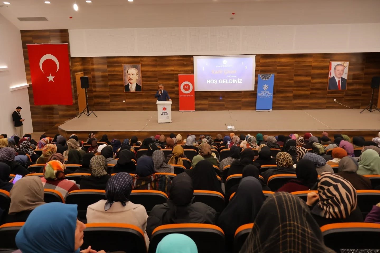 Bayburt&rsquo;ta kadınlara y&ouml;nelik Kadir Gecesi programı d&uuml;zenlendi
