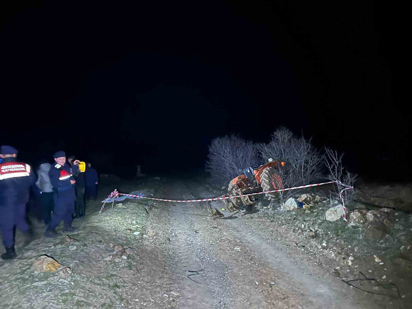 Uşak&rsquo;ta trakt&ouml;r s&uuml;r&uuml;c&uuml;s&uuml;n&uuml;n av t&uuml;feğiyle &ouml;ld&uuml;r&uuml;lmesine ilişkin olayda 1 kişi tutuklandı
