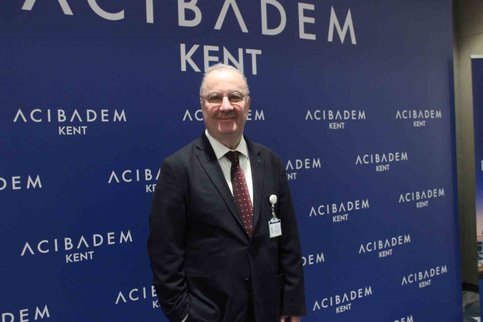 Alzheimer hastalarının &uuml;&ccedil;te ikisini kadınlar oluşturuyor
