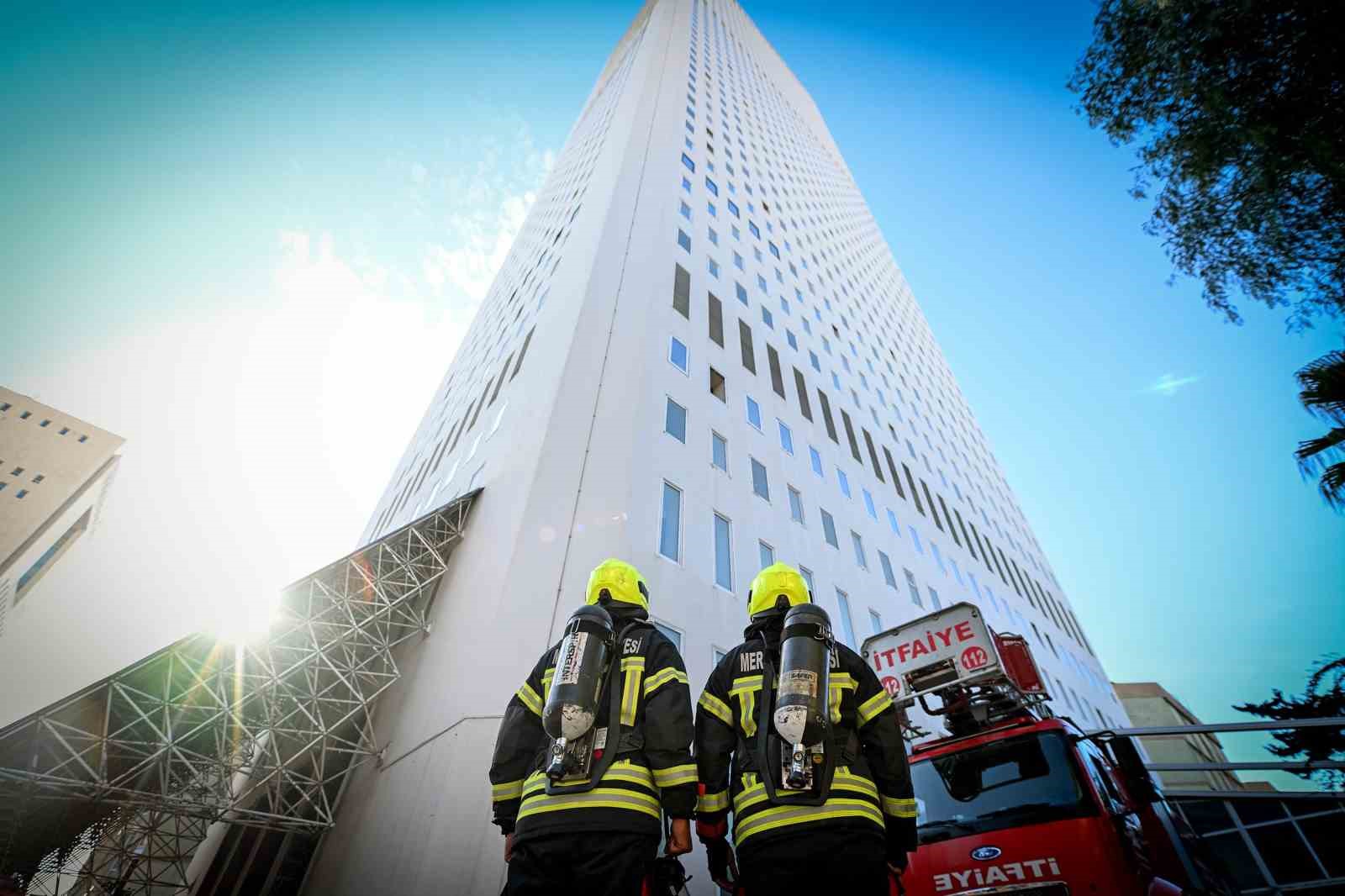 Mersin&rsquo;de bayram hazırlıkları tamamlandı
