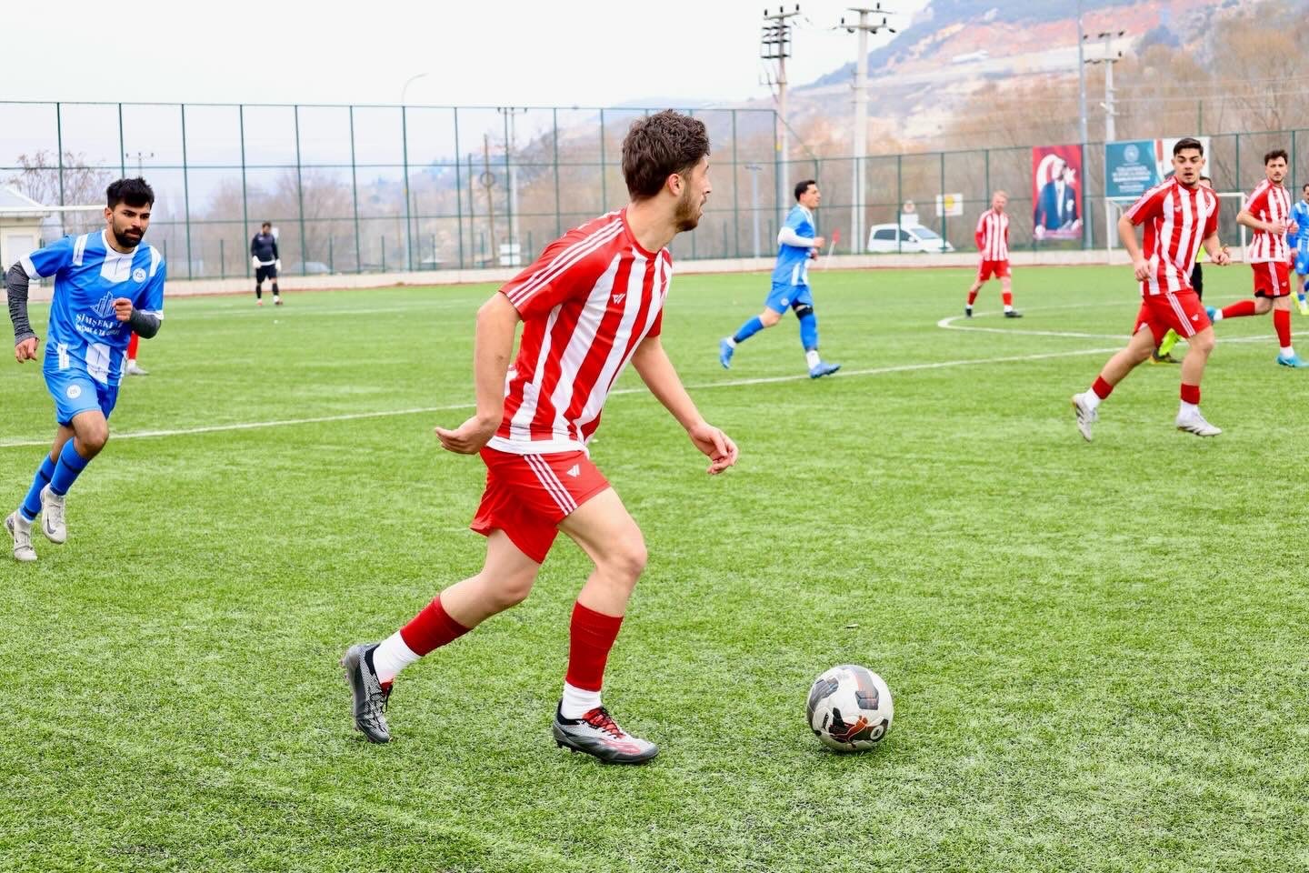 Bilecik&rsquo;te 1. Amat&ouml;r Lig heyecanı s&uuml;r&uuml;yor
