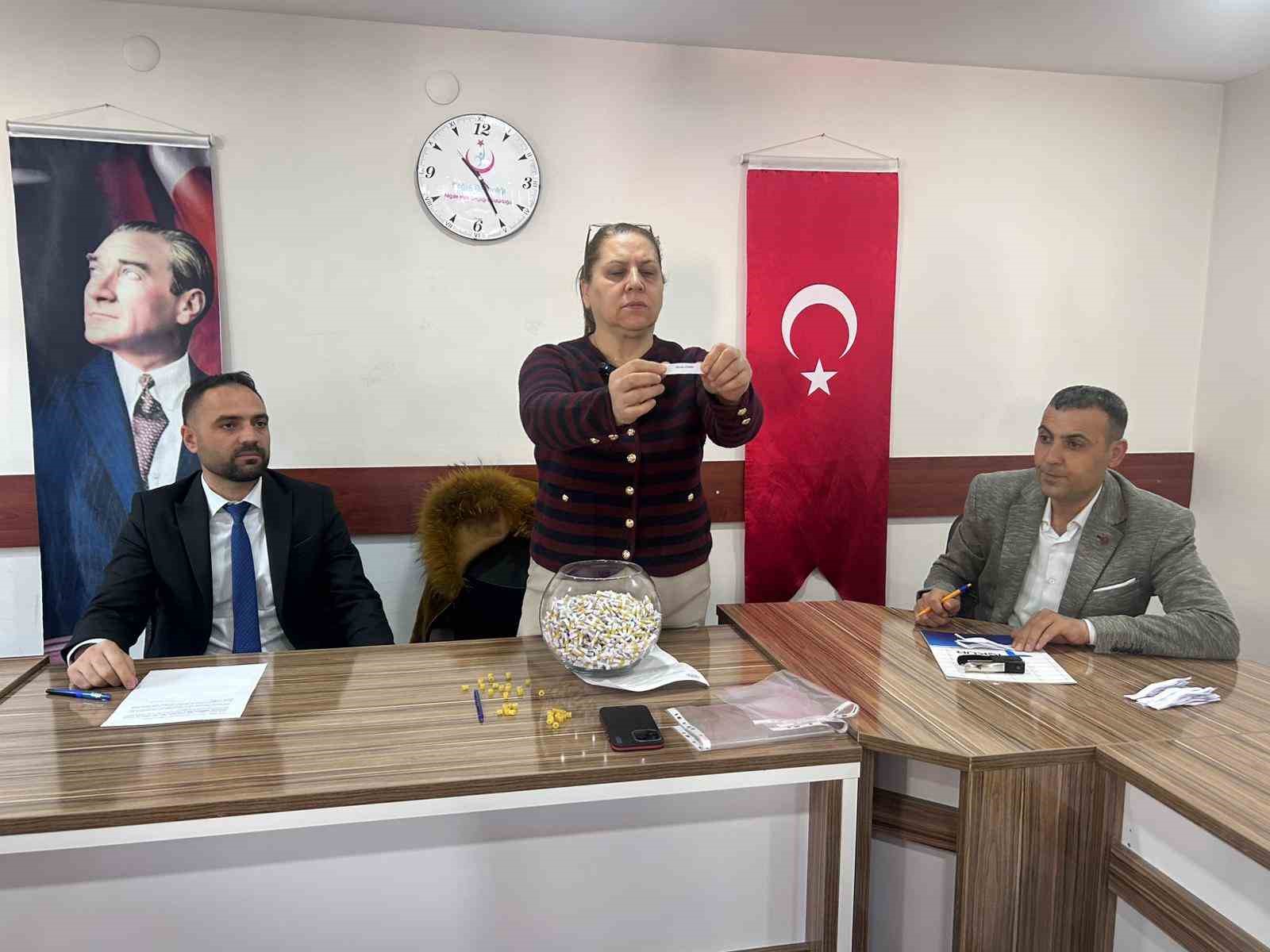 Niğde&rsquo;de 70 kişilik iş&ccedil;i alımı i&ccedil;in kura &ccedil;ekimi yapıldı
