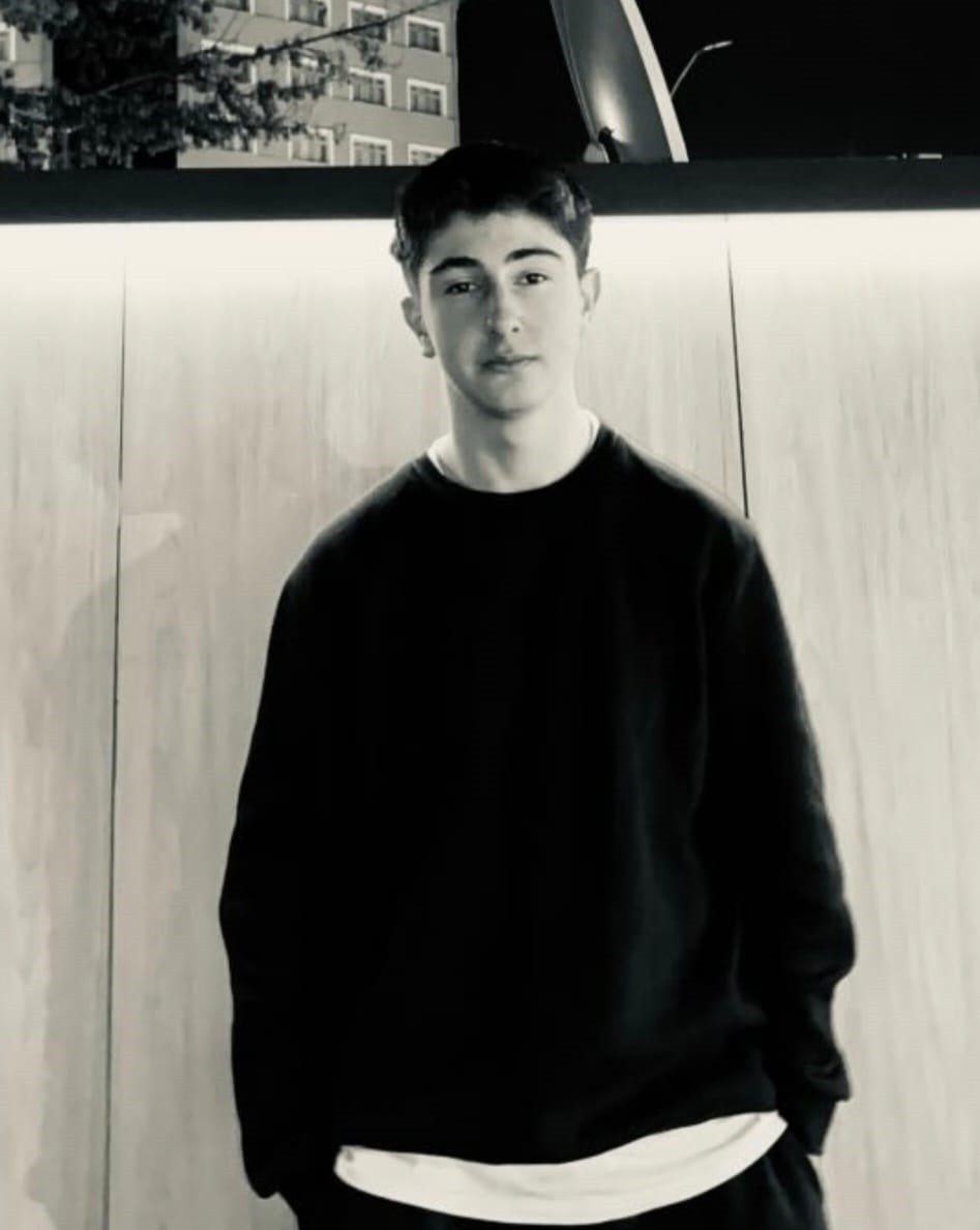 G&ouml;lette boğulma tehlikesi ge&ccedil;iren 13 yaşındaki &ccedil;ocuk hastanede hayatını kaybetti
