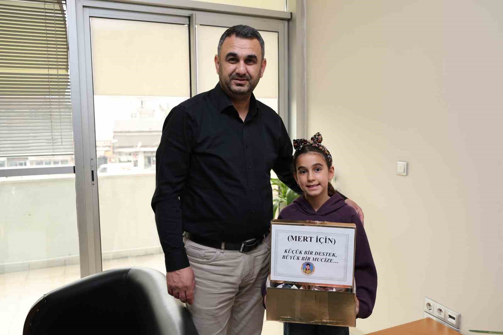 S&ouml;ke&rsquo;de minik y&uuml;rekten dayanışma &ouml;rneği
