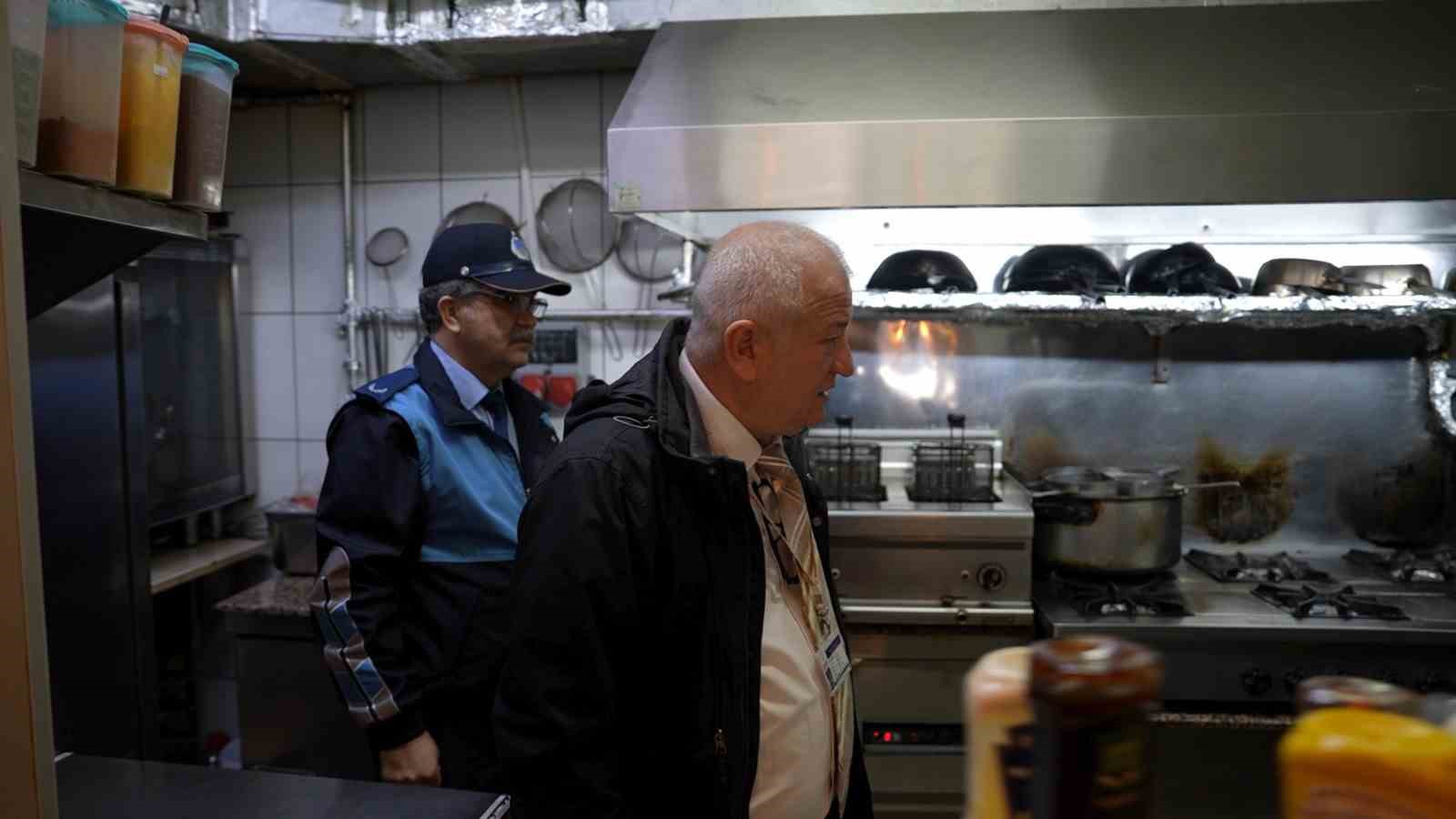 Ataşehir&rsquo;de bayram &ouml;ncesi sıkı denetim: &Uuml;retim noktaları mercek altında
