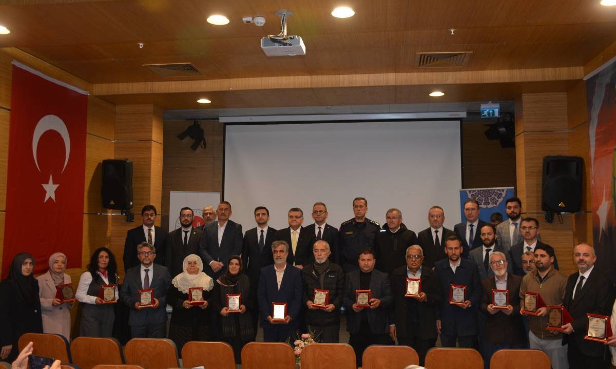 Sinop’un ’iyilik önderleri’ne ödül