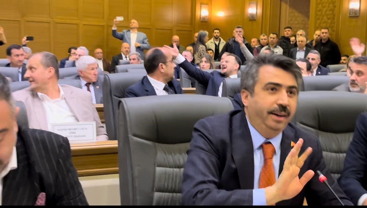 Başkan Yılmaz: "Bursa&rsquo;nın kaynakları maalesef doğru bir şekilde y&ouml;netilmiyor"
