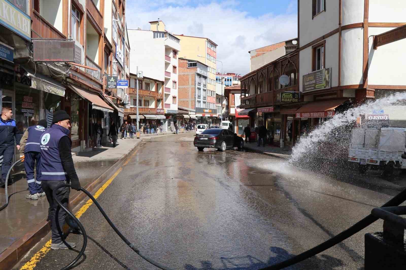 İl&ccedil;ede bayram &ouml;ncesi temizlik
