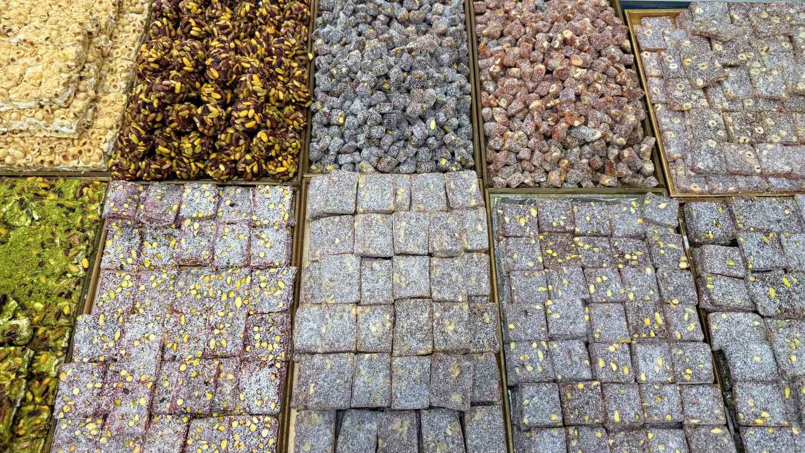 Bayram &ouml;ncesi lokum ve şekerleme satışları arttı
