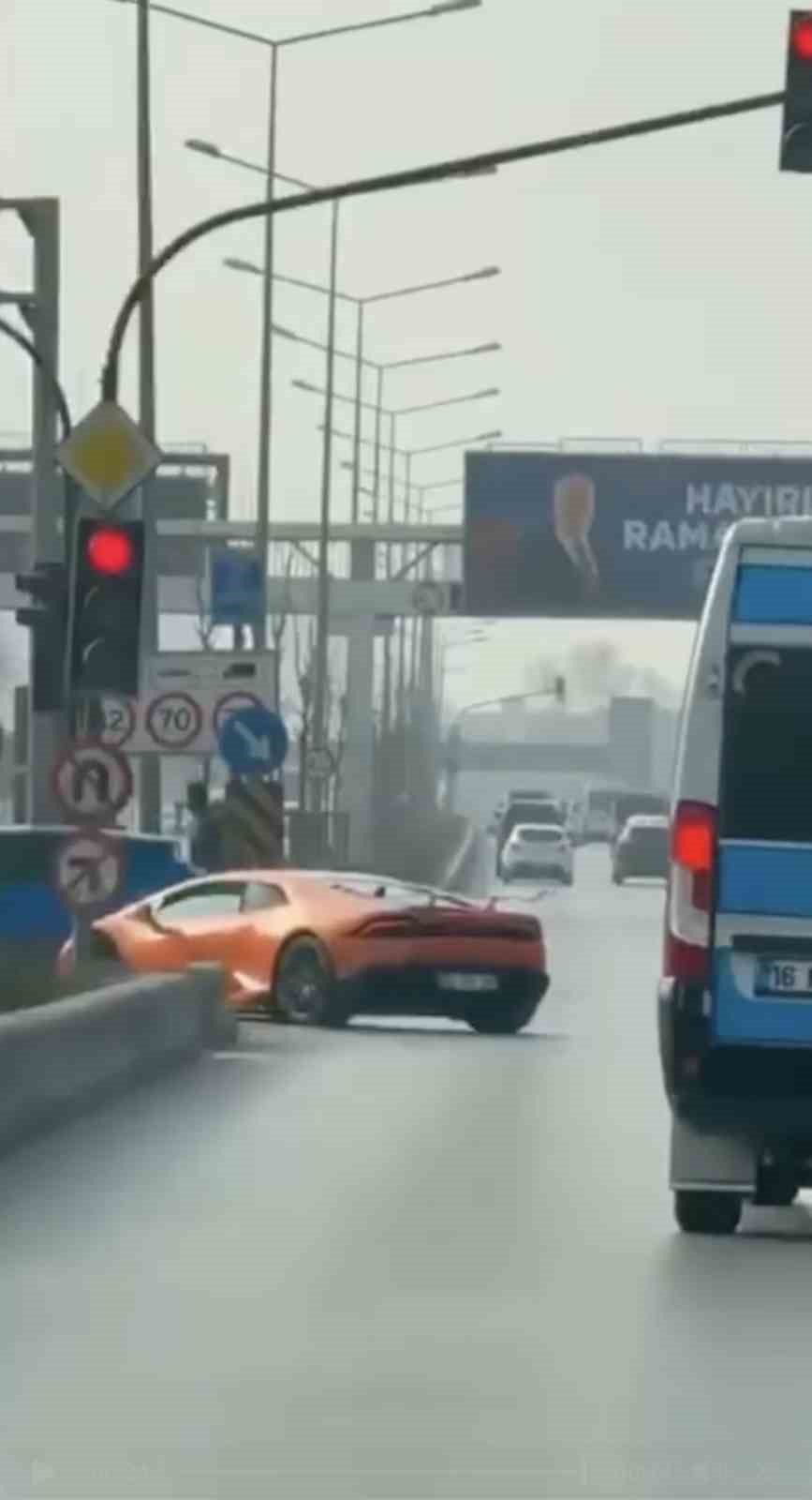 Bursa&rsquo;da Lamborghini ve Ferrari s&uuml;r&uuml;c&uuml;lerine 100 bin TL ceza
