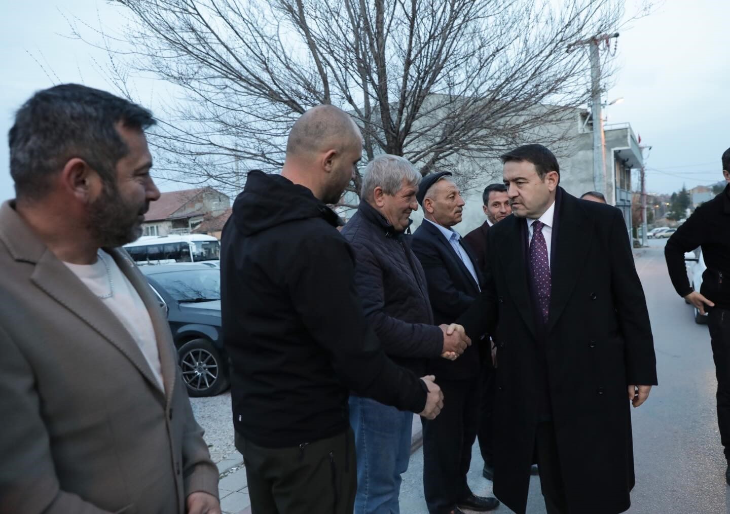 Vali Musa Işın ve il protokol &uuml;yeleri muhtarlarla iftarda buluştu
