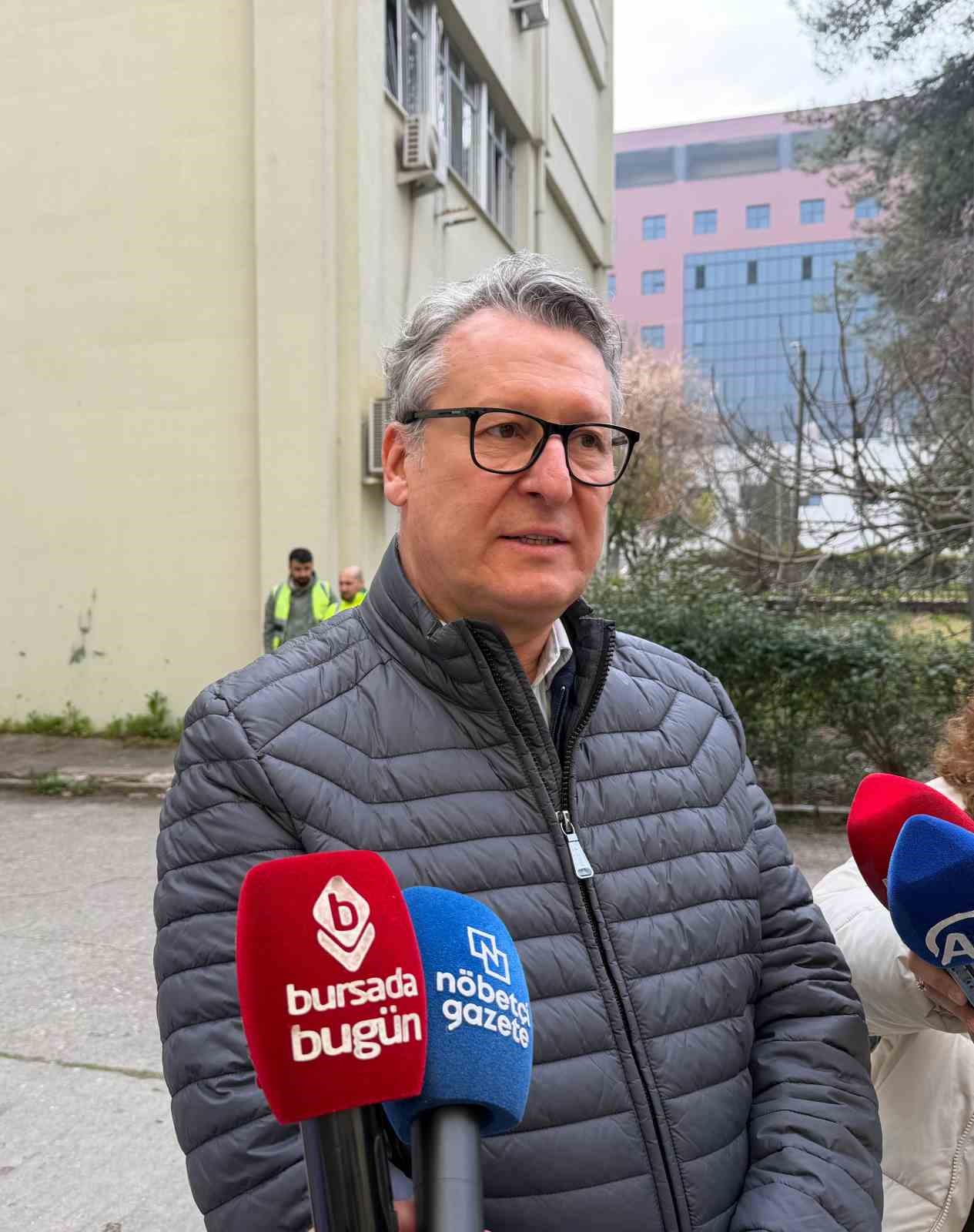 Bursa&rsquo;da kadavraya vefa t&ouml;reni: 6 yıl tıp eğitimine katkı sağladı, ailesine teslim edildi
