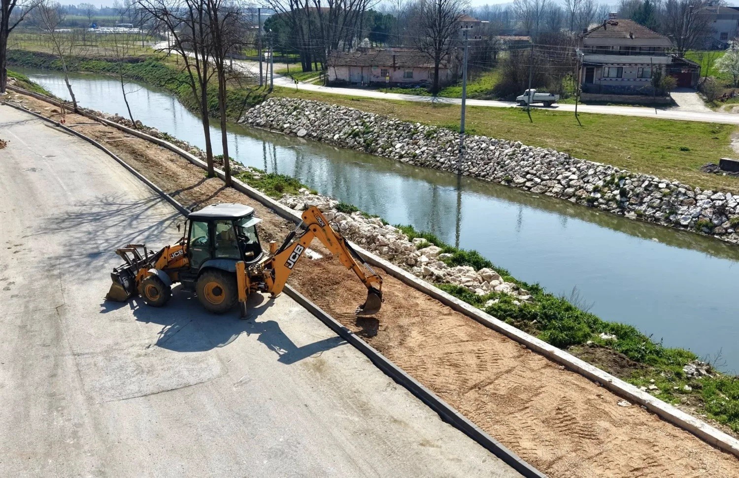 İneg&ouml;l Belediyesi&rsquo;nden Kulaca&rsquo;ya estetik dokunuş
