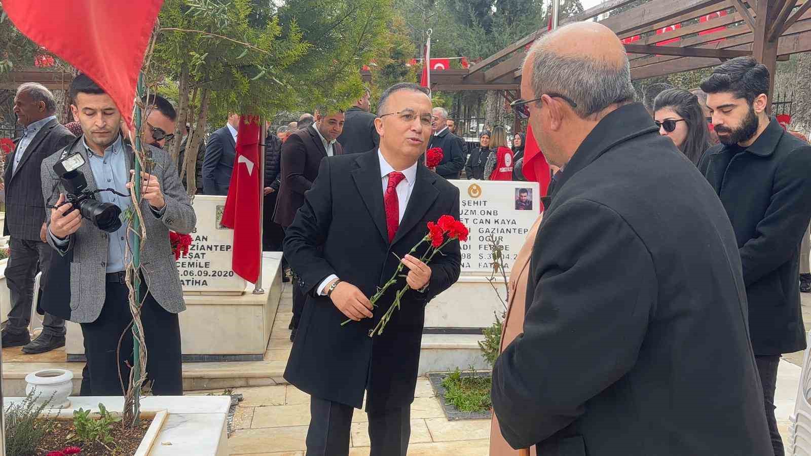 Gaziantep&rsquo;te 18 Mart &Ccedil;anakkale Zaferi&rsquo;nin 111&rsquo;inci yılında şehitler anıldı
