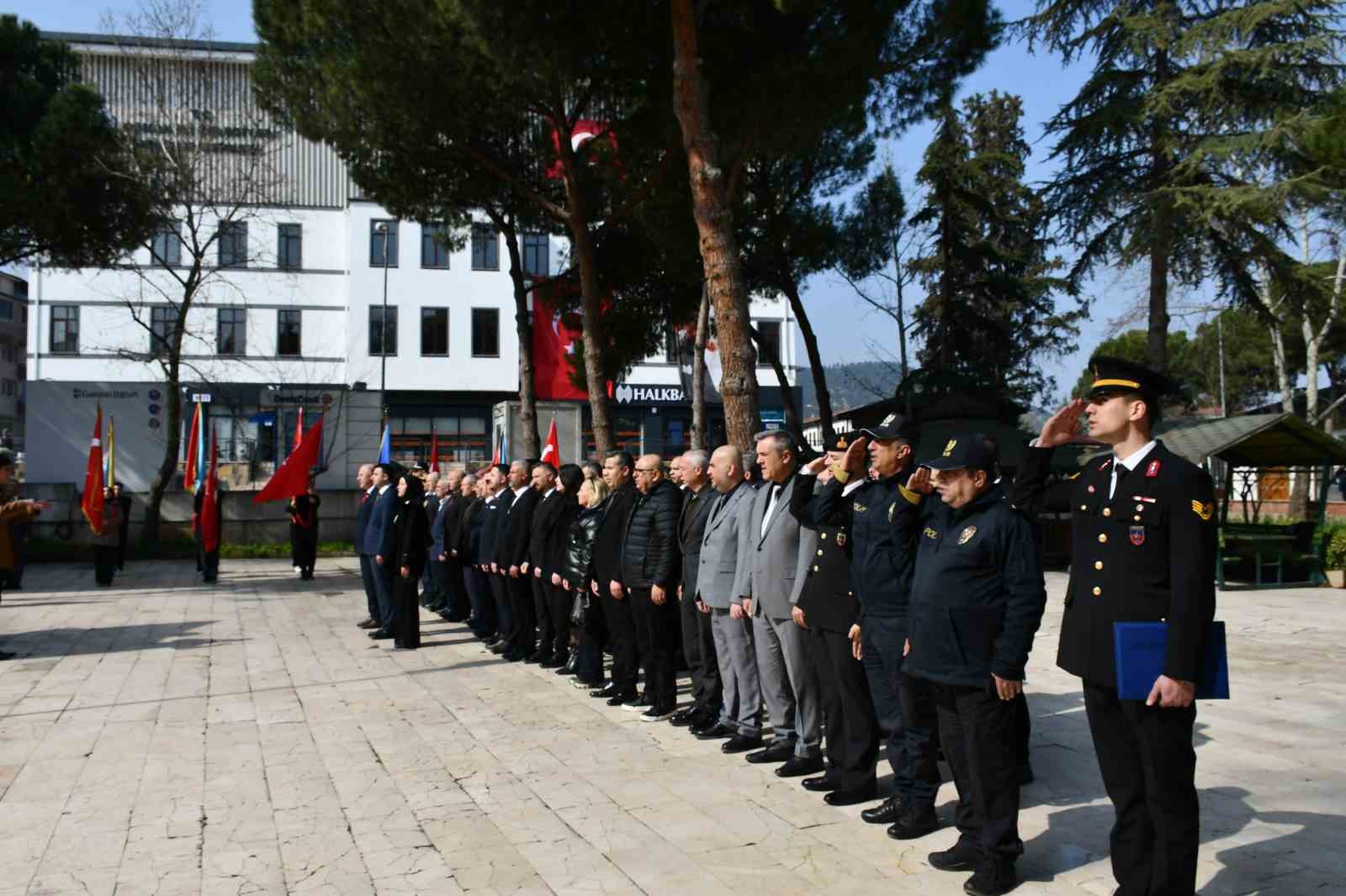 Osmaneli&rsquo;nde &Ccedil;anakkale Zaferi&rsquo;nin 111. yıl d&ouml;n&uuml;m&uuml; kutlandı
