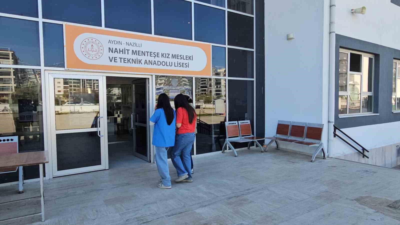 Nazilli&rsquo;de iftar yemeklerini kız meslek liseliler hazırladı
