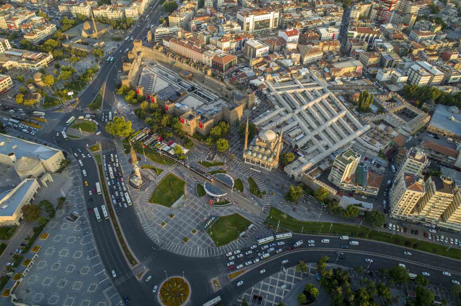 Kayseri, büyükşehir ile Ramazan Bayramı’na hazır