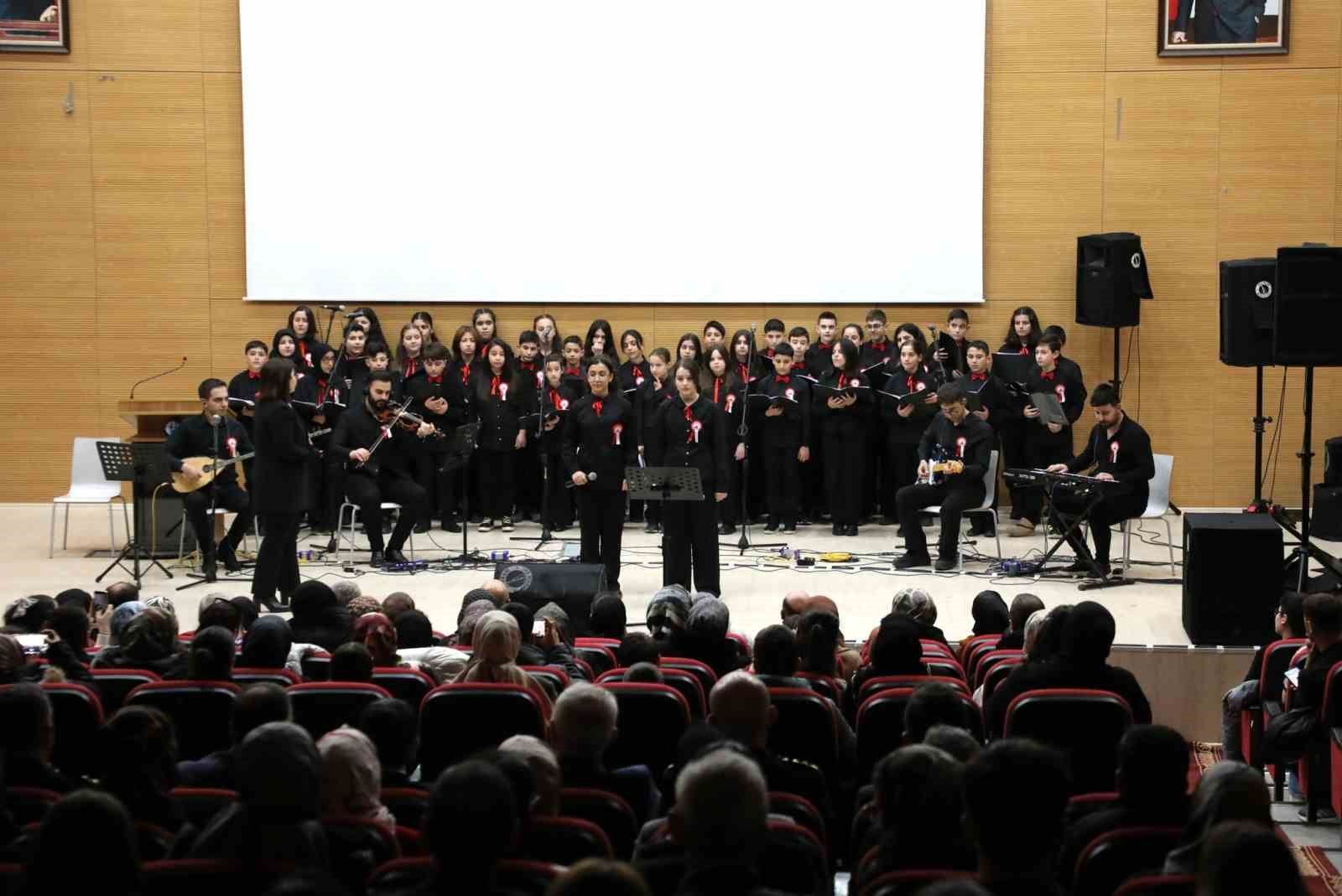 Bayburt’ta Çanakkale şehitleri düzenlenen programla anıldı