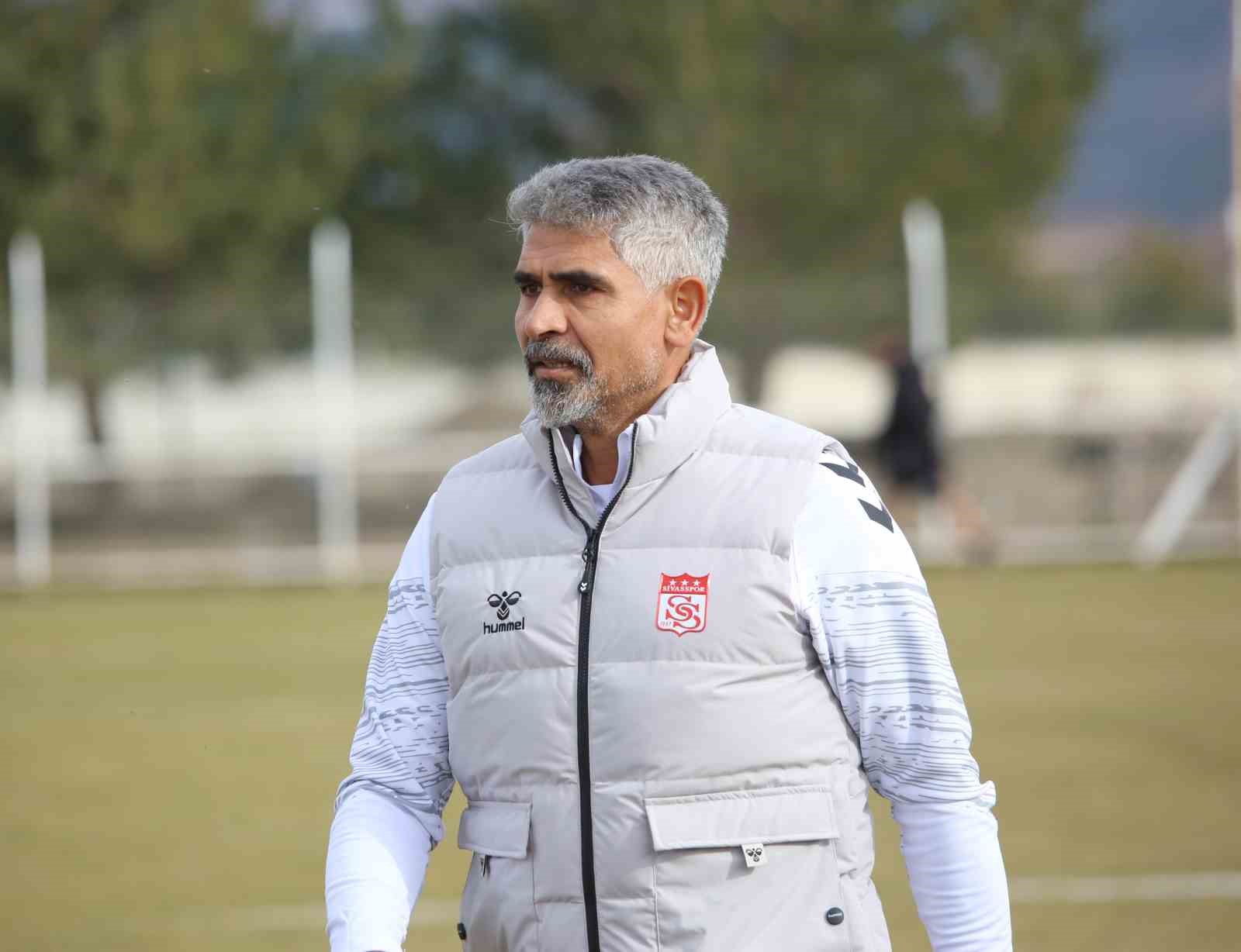 İsmet Taşdemir&rsquo;den destek &ccedil;ağrısı
