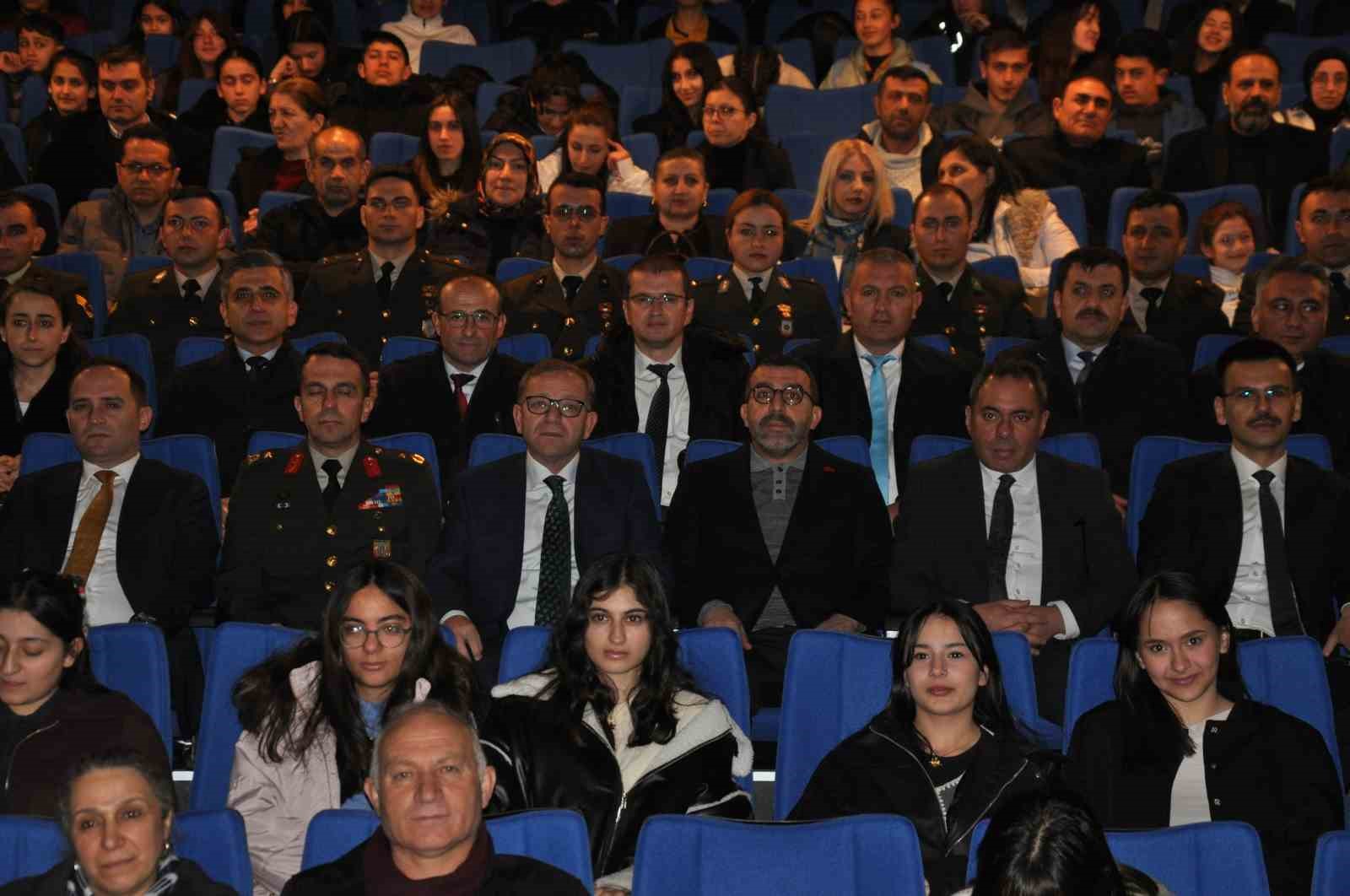 Kars’ta Çanakkale Zaferi’nin 111. yıldönümü kutlandı