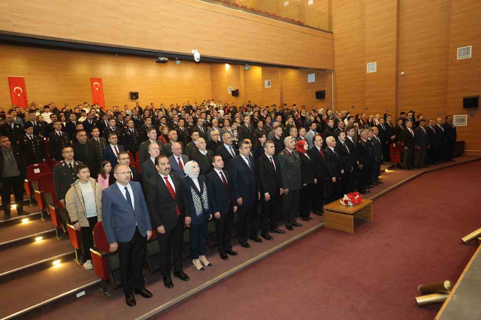 Siirt&rsquo;te 18 Mart Şehitleri Anma G&uuml;n&uuml; kutlandı
