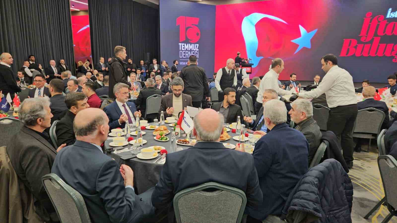 15 Temmuz Derneği&rsquo;nden 18 Mart &Ccedil;anakkale Zaferi&rsquo;nin yıl d&ouml;n&uuml;m&uuml;nde iftar

