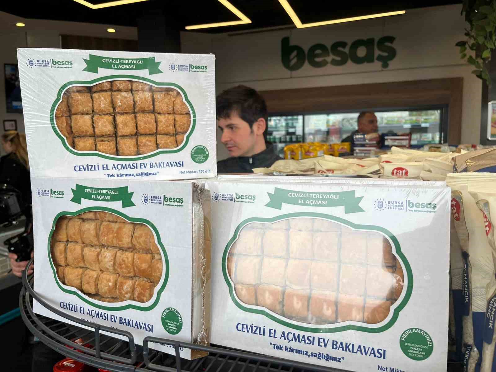 BESAŞ&rsquo;tan uygun fiyata bayramlık cevizli baklava
