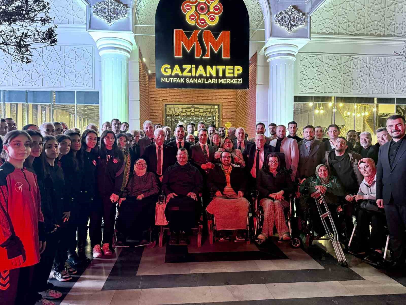 Şahin&rsquo;den AK Parti Gaziantep Milletvekili B&uuml;nyamin Bozgeyik&rsquo;e teşekk&uuml;r
