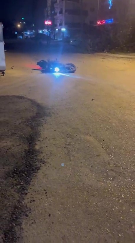 Antalya&rsquo;da 20 yaşındaki gen&ccedil; motosiklet kazasında hayatını kaybetti
