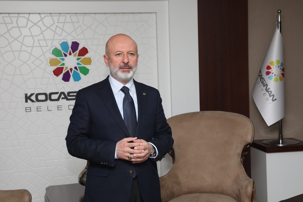 Başkan &Ccedil;olakbayrakdar: "Bayram, g&ouml;n&uuml;llerin buluştuğu en g&uuml;zel zamandır"
