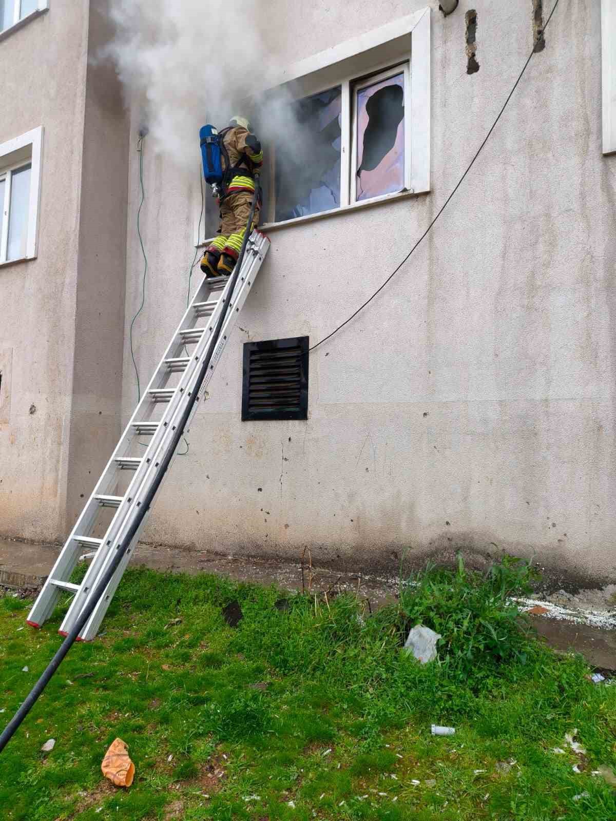 Kahramanmaraş&rsquo;ta ikamet yangını
