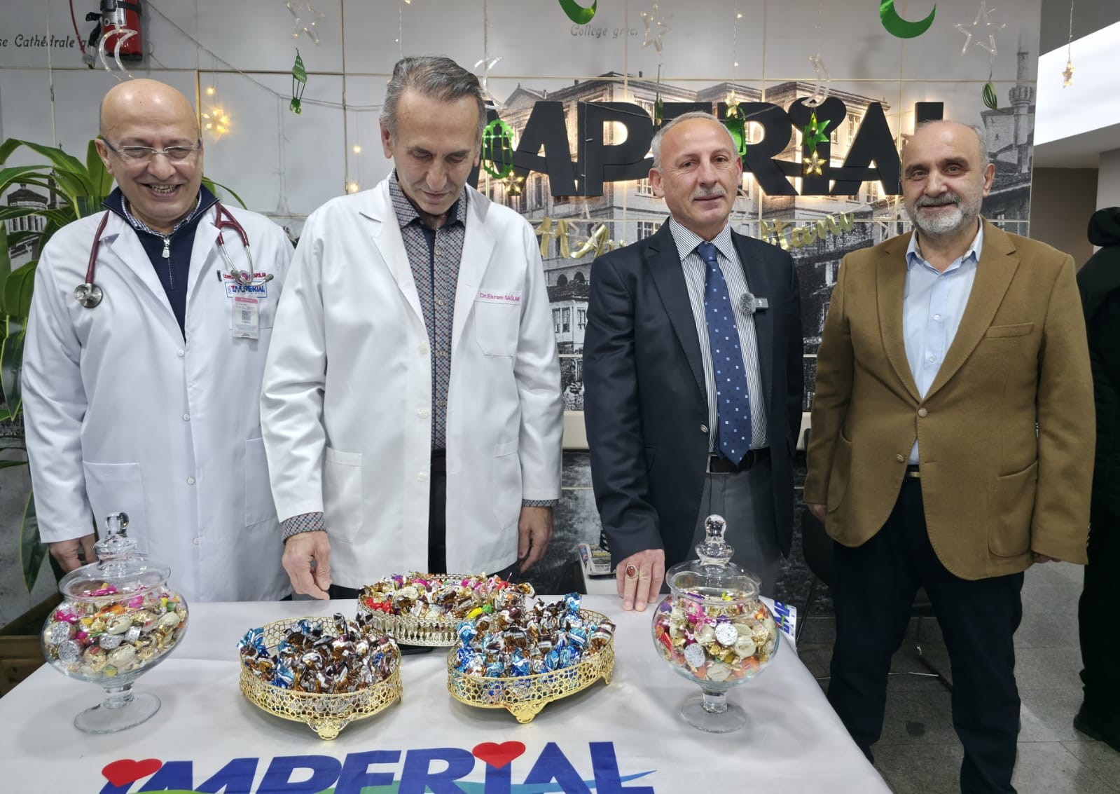 &Ouml;zel İmperial Hastanesi&rsquo;nde bayramlaşma
