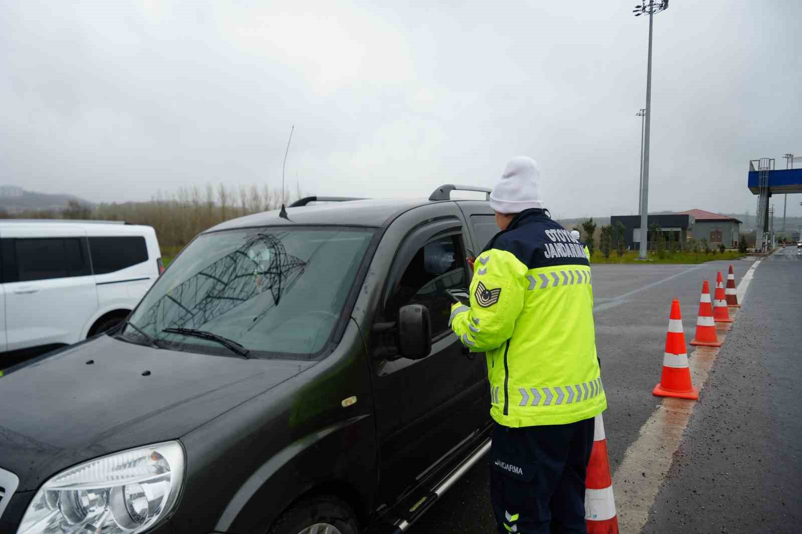 Kocaeli Valisi Aktaş: "Vatandaşlarımıza hi&ccedil;bir şekilde radar tuzağı kurulmayacaktır"
