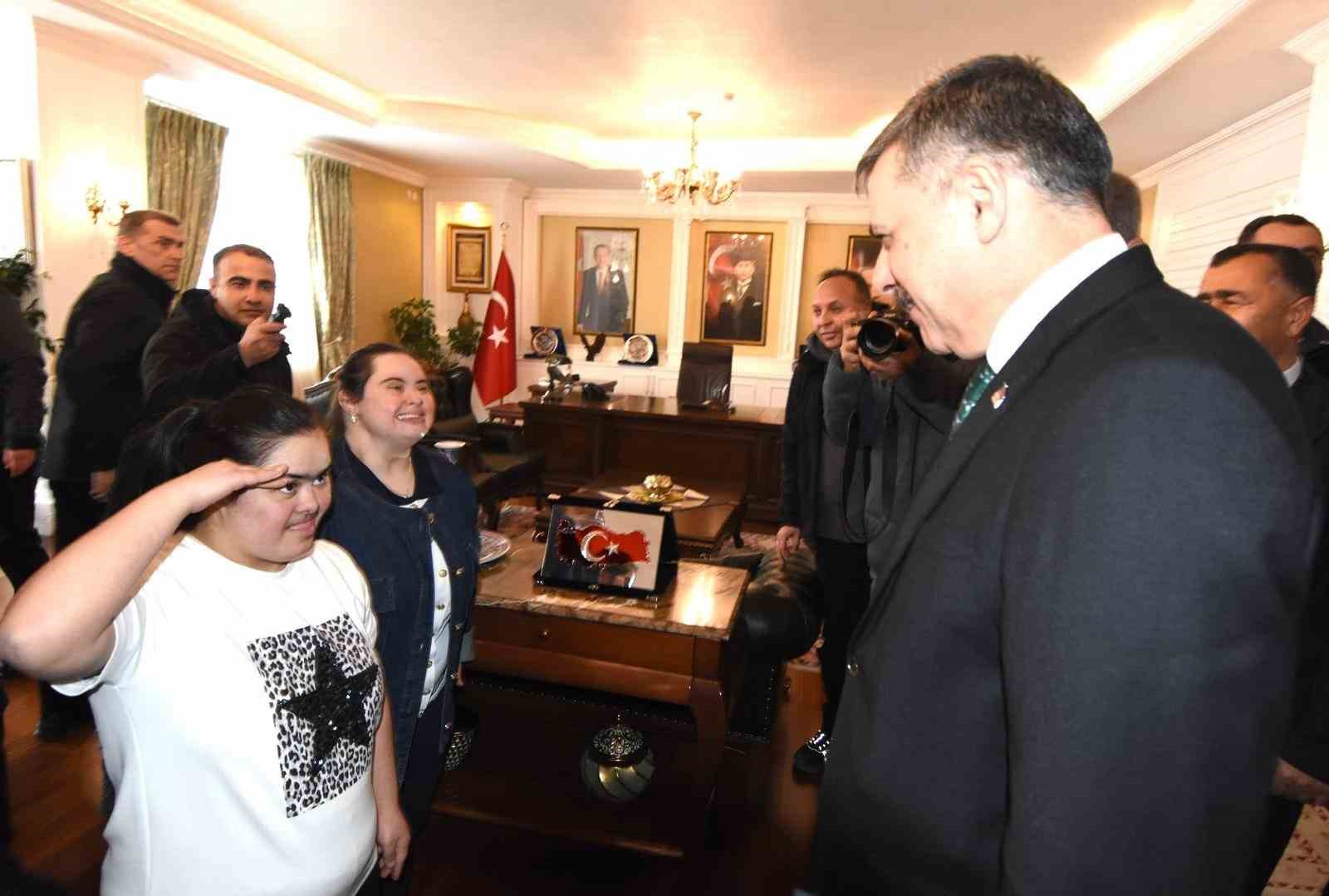 İ&ccedil;işleri Bakanı &Ccedil;ift&ccedil;i ve Milli Eğitim Bakanı Tekin Erzurum&rsquo;da
