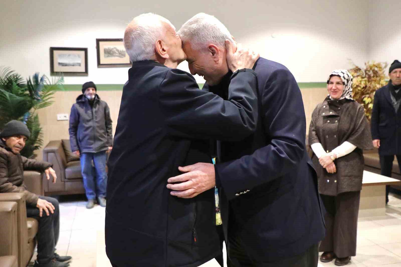 Ticaret Bakanı Bolat, Dar&uuml;laceze&rsquo;yi ziyaret etti
